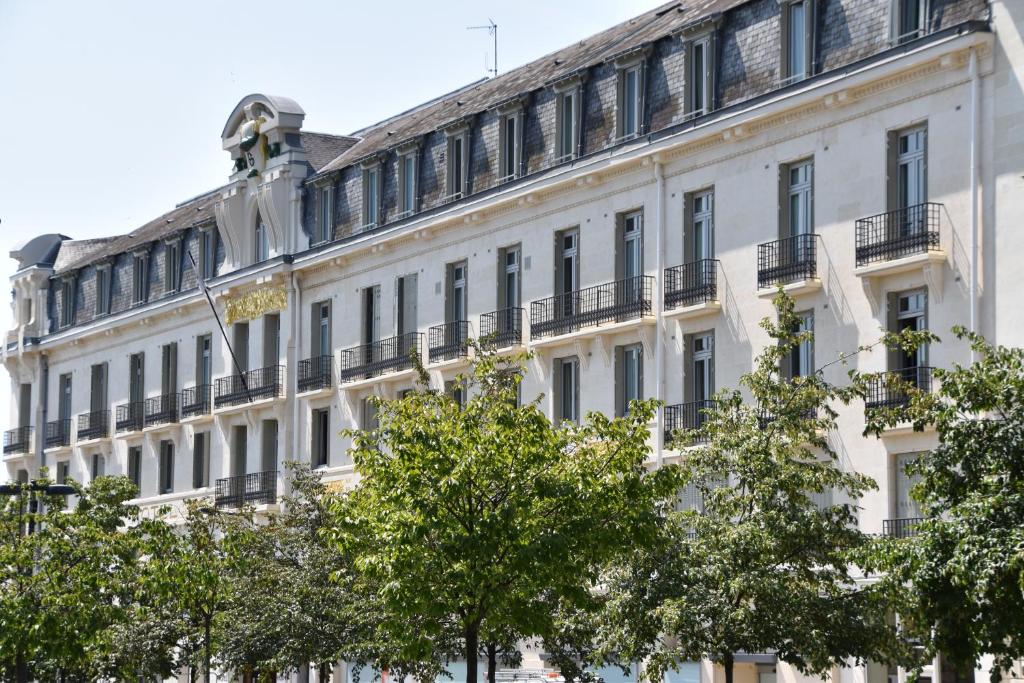 Grand Hôtel de Tours**** (Tours)